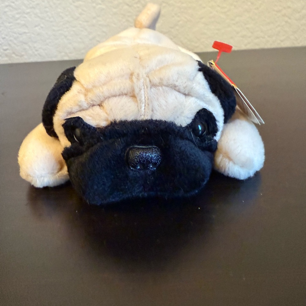 Ty pug beanie baby - pugsly